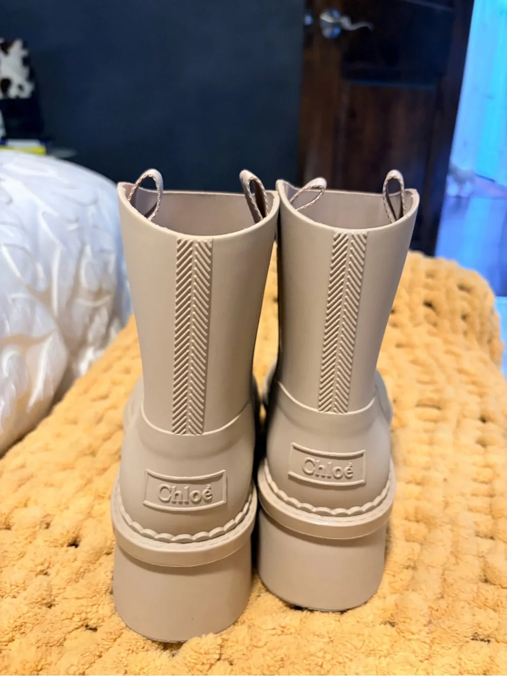 SALE ‼️ Chloe Raina Rain Boots